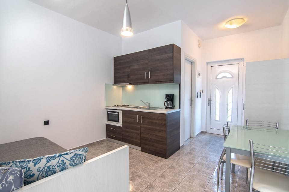 Fully equipped kitchen of Cozy studio,Walking distance to beach & tavern,Damnoni,Plakias,Crete