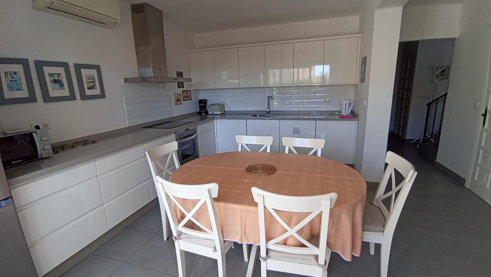 Kitchen and dining area