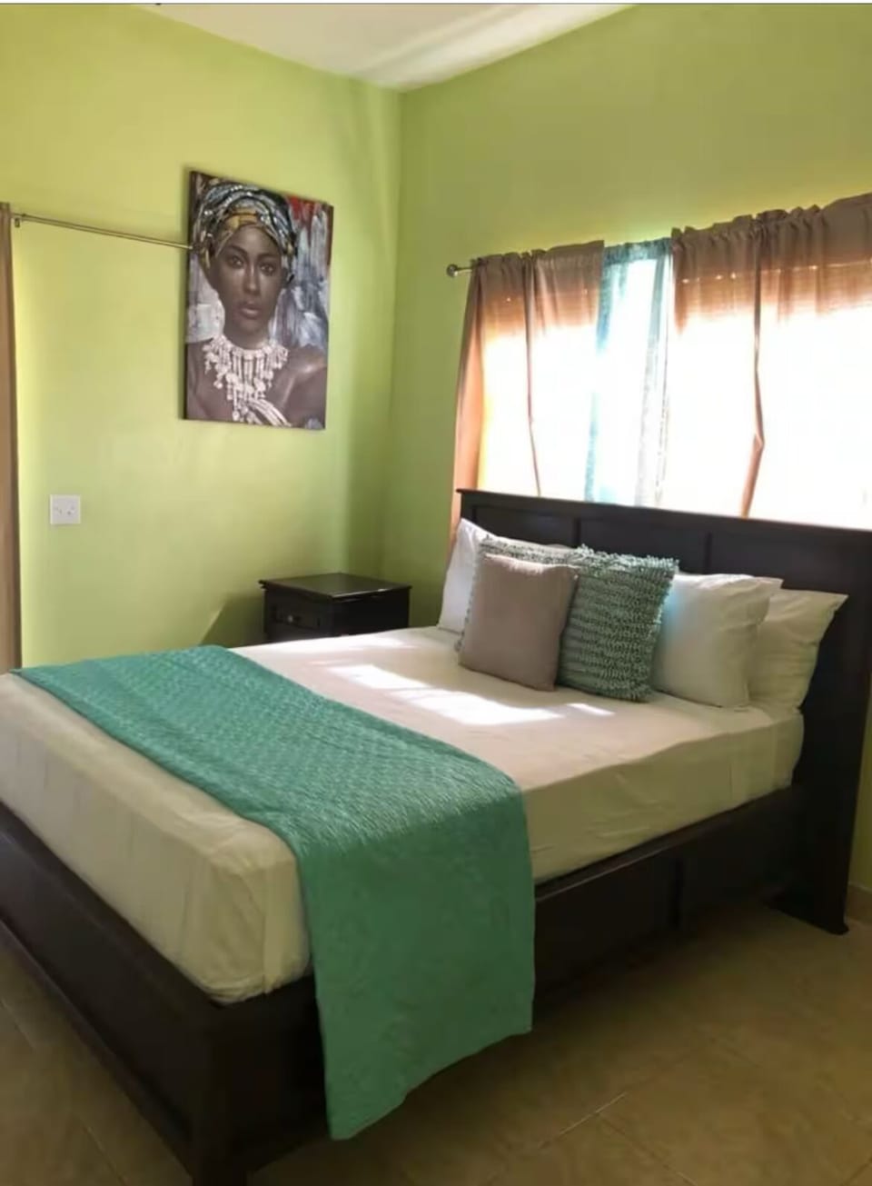 Second bed room with queen size bed also also full size closet 