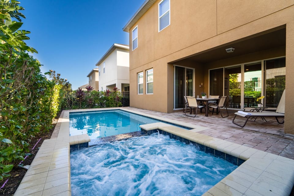 Pool area