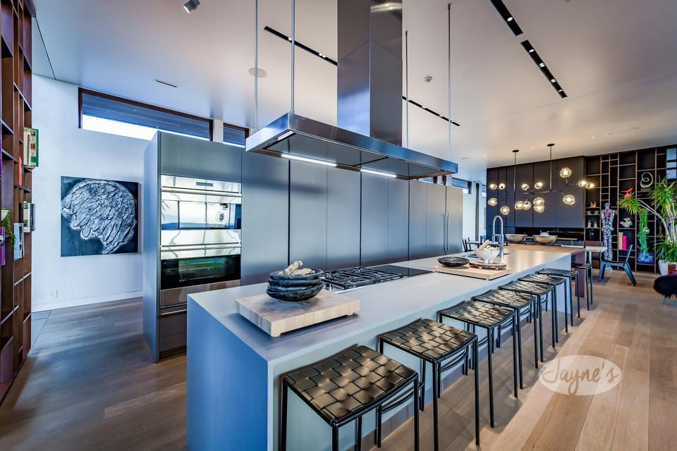 Kitchen &amp; Bar Seating