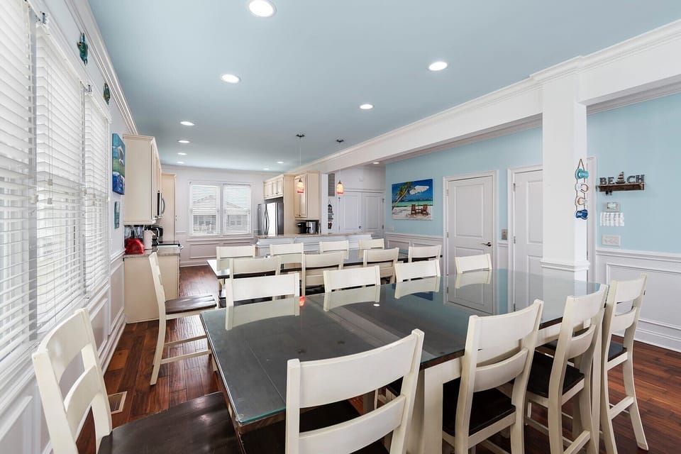 Dining Room
CS 10.13.23