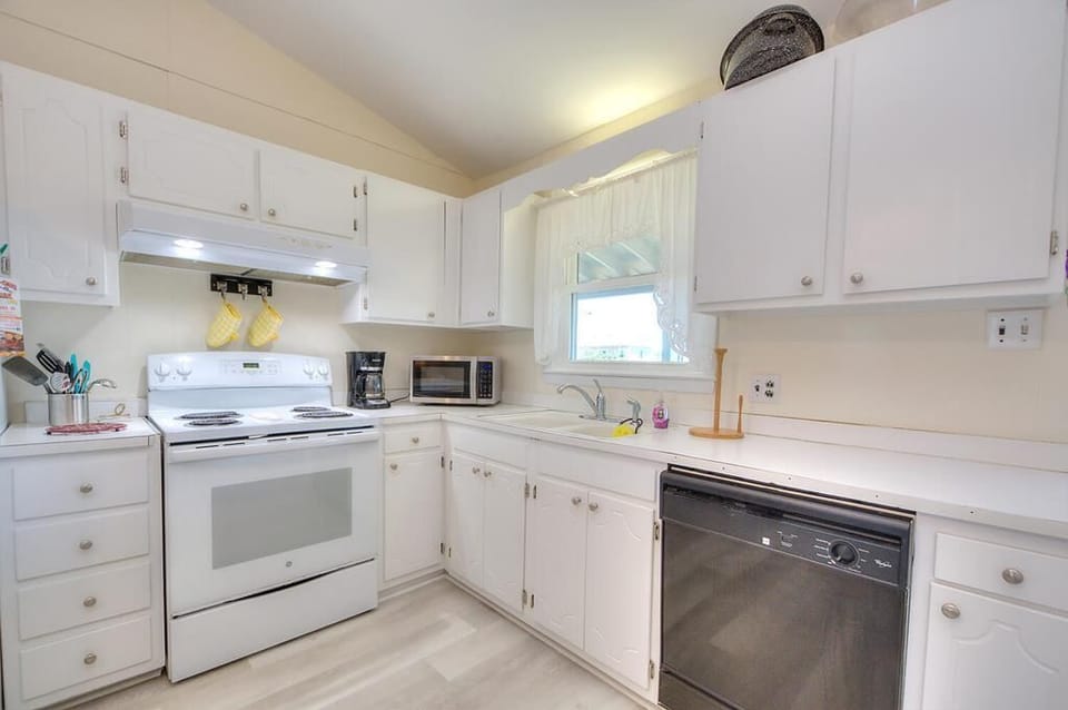 Kitchen
GW 5.6.24