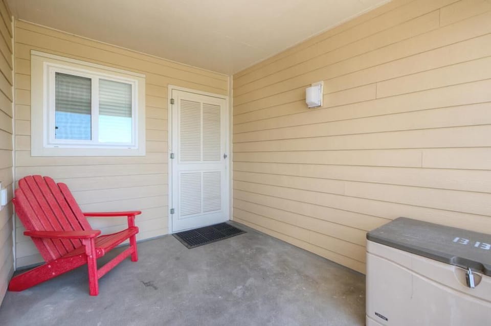 Outside of Condo
GW 5-19-25
