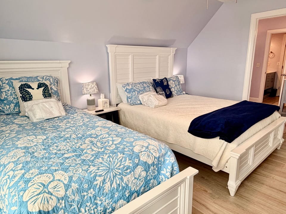 Bedroom with twin and double 
8.29.26 - JR