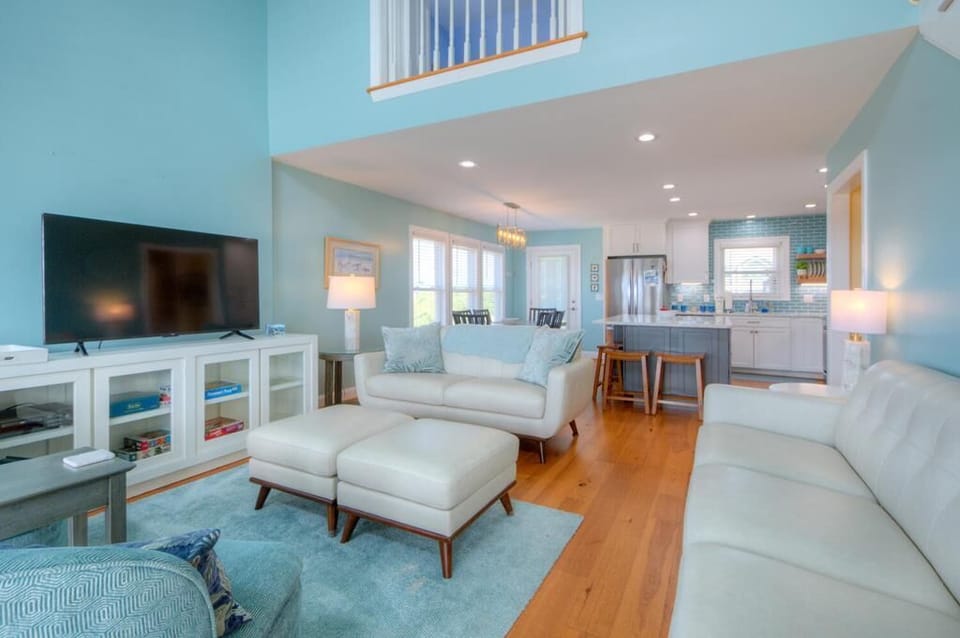 Living Room 
GW.5-13-25
