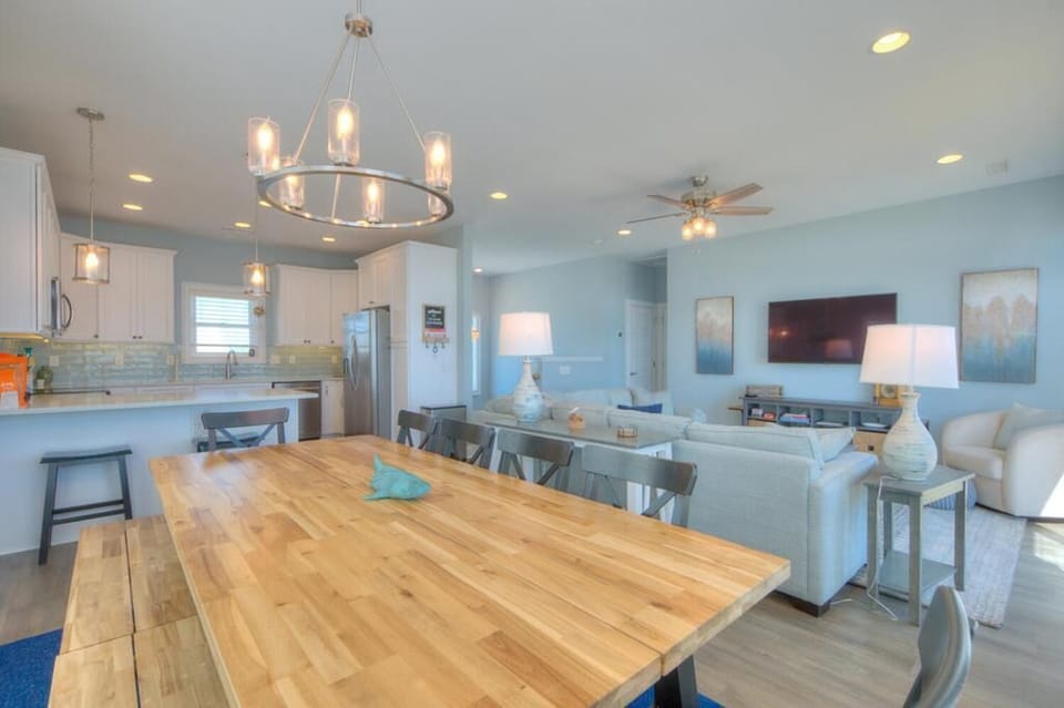 Dining Room
GW 5.7.24