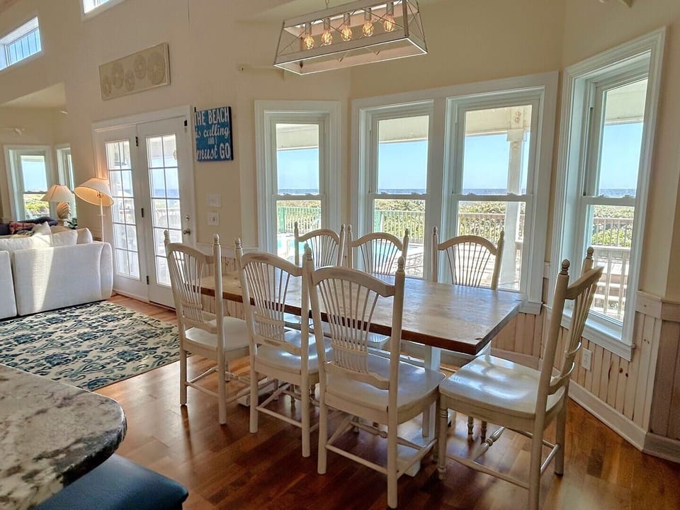 Dining Room
7.19.25 JR