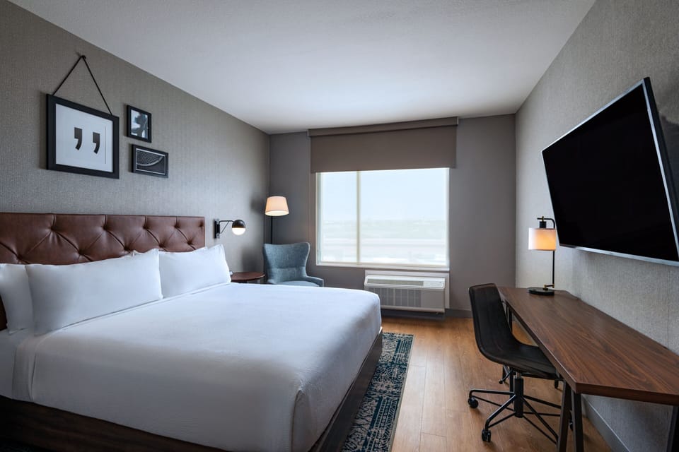 Down comforters, desk, blackout drapes, WiFi (free)
