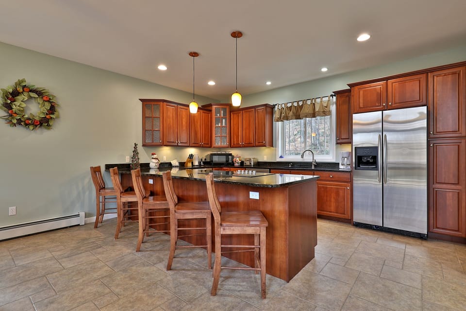 Spacious fully equipped kitchen