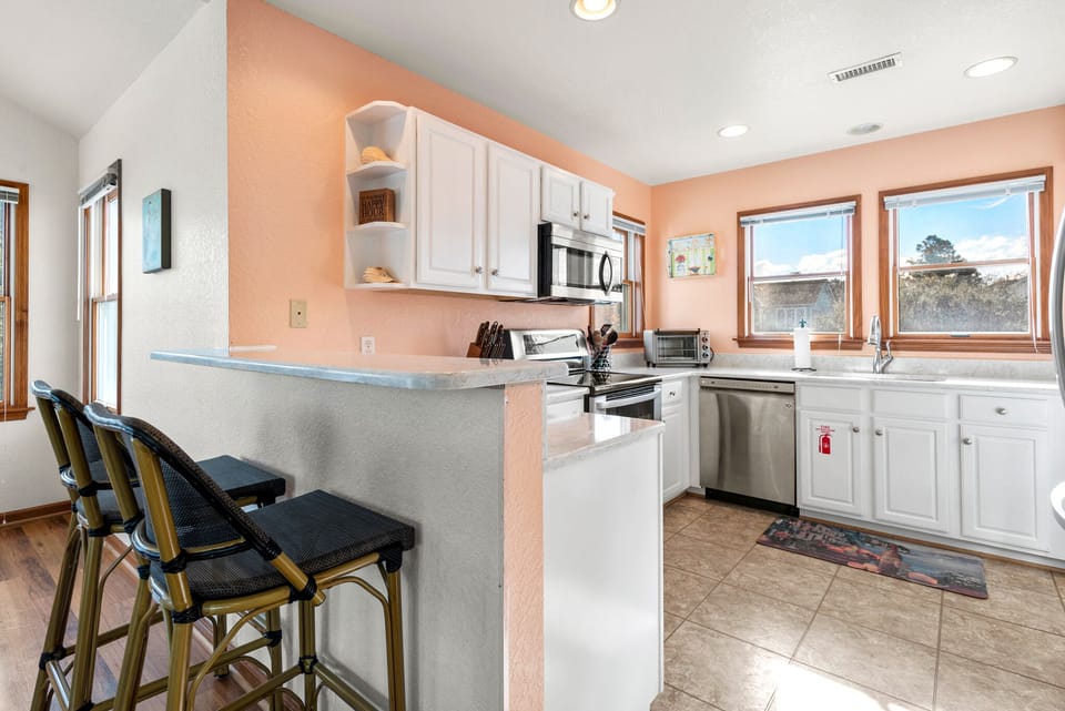 DU406: Ducktopia | Top Level Kitchen