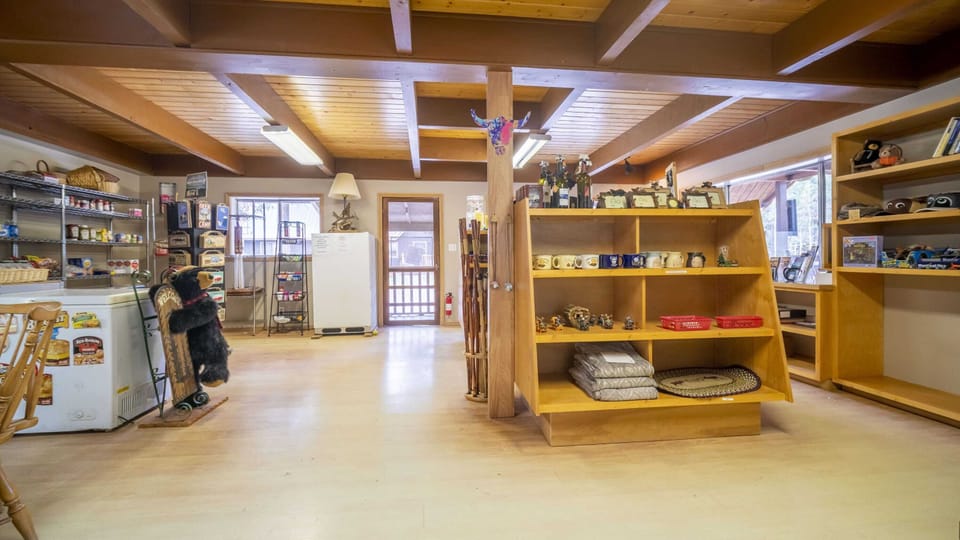 Gift shop