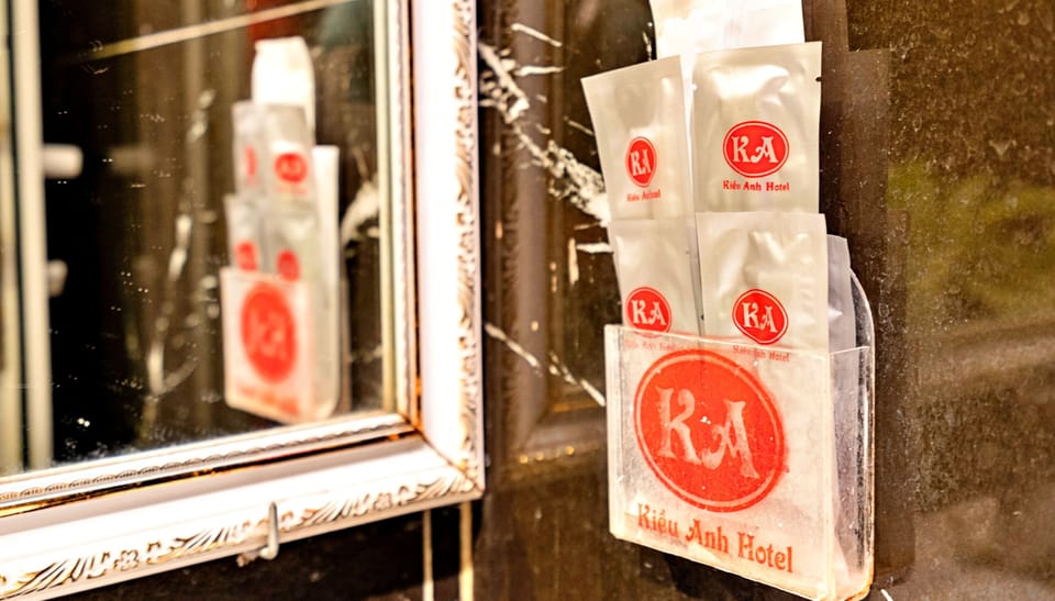 Superior Double Room | Bathroom | Shower, designer toiletries, hair dryer, towels