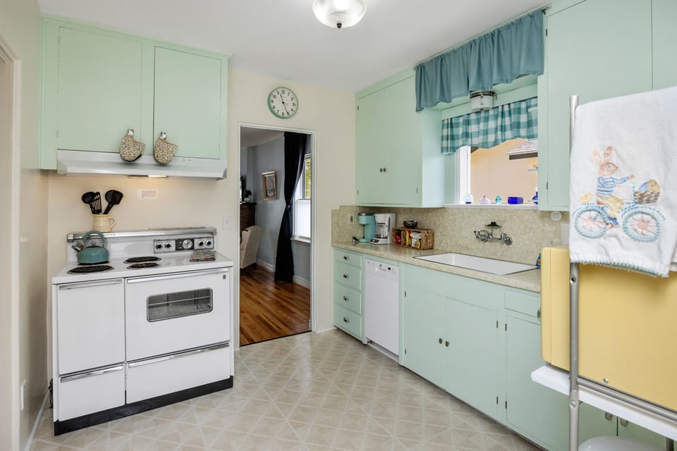 Light and bright kitchen.