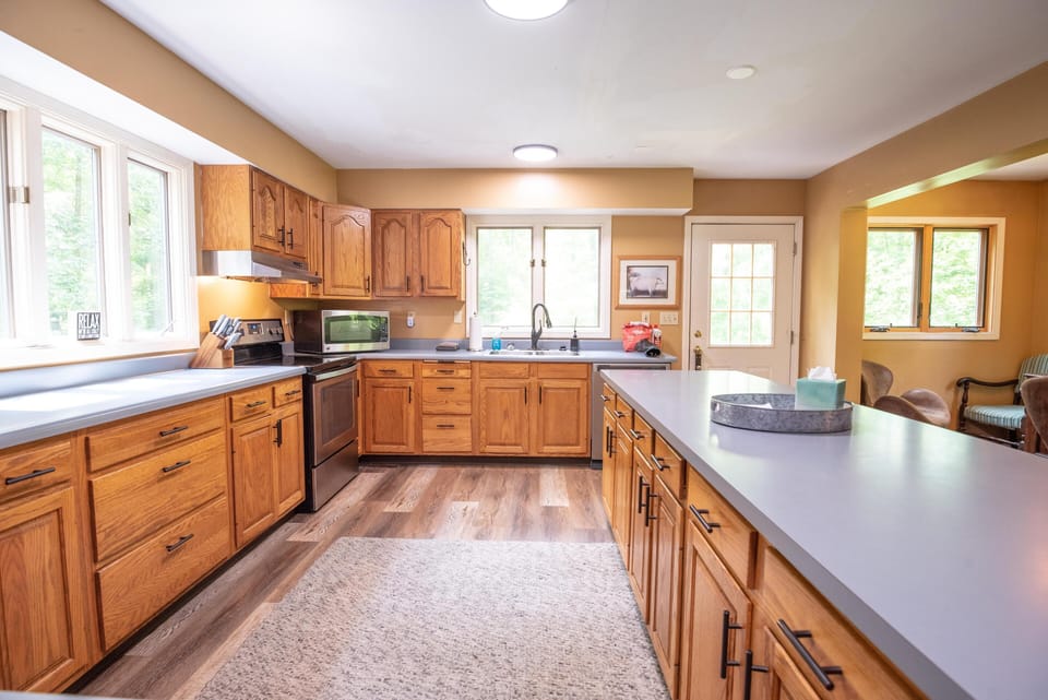 Giant kitchen so the whole family can pitch in and cook