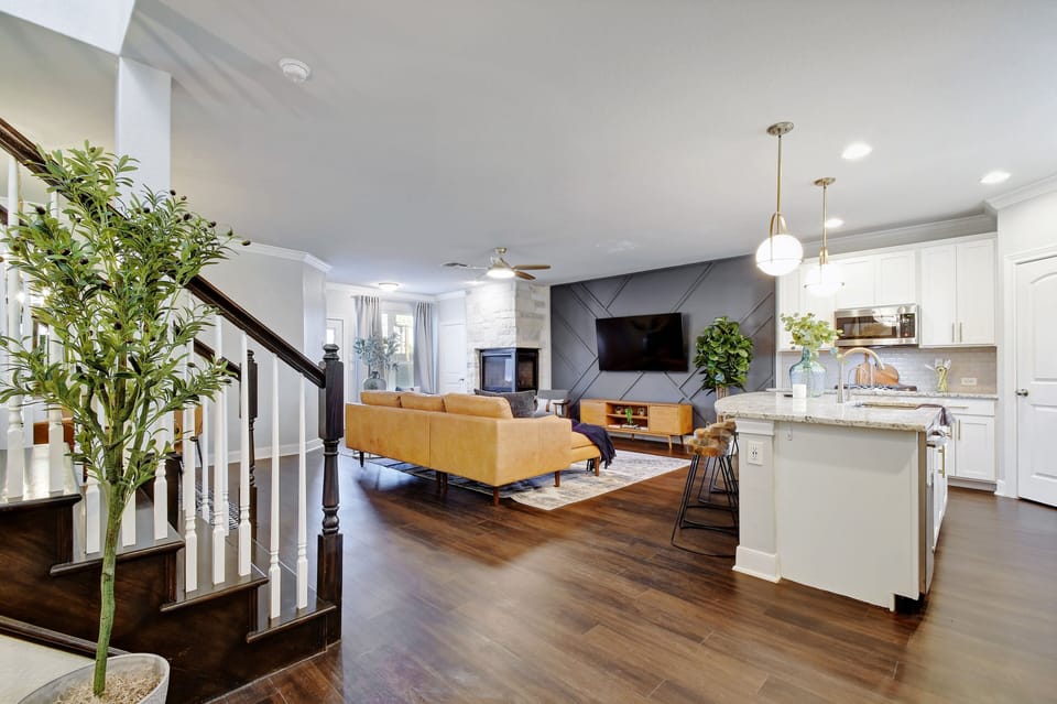 open floorplan allows for your entire group to feel included.