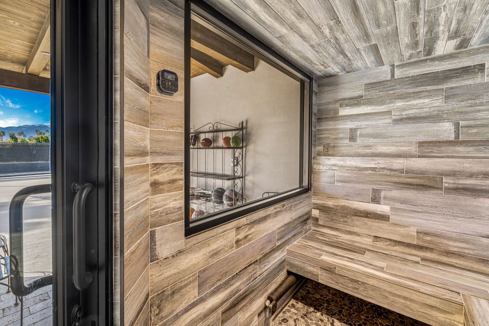 Steam Room