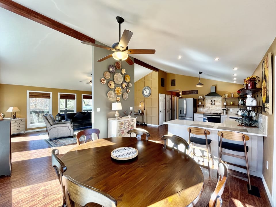 House, 3 Bedrooms | Private kitchen | Coffee/tea maker, fridge, oven, toaster