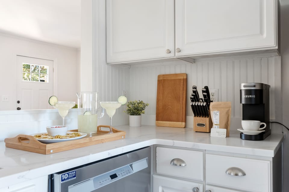 Fully Stocked Kitchen