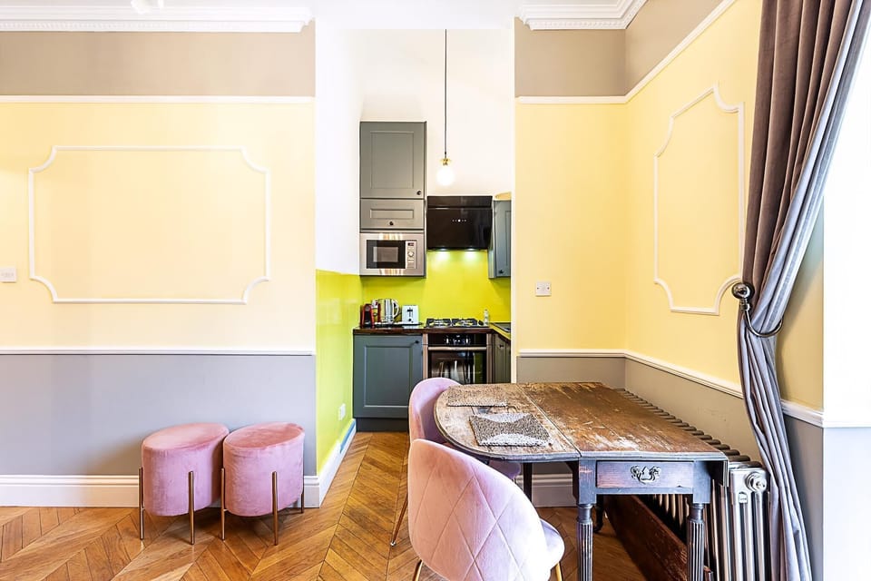 Apartment | Private kitchen | Fridge, microwave, stovetop, dishwasher