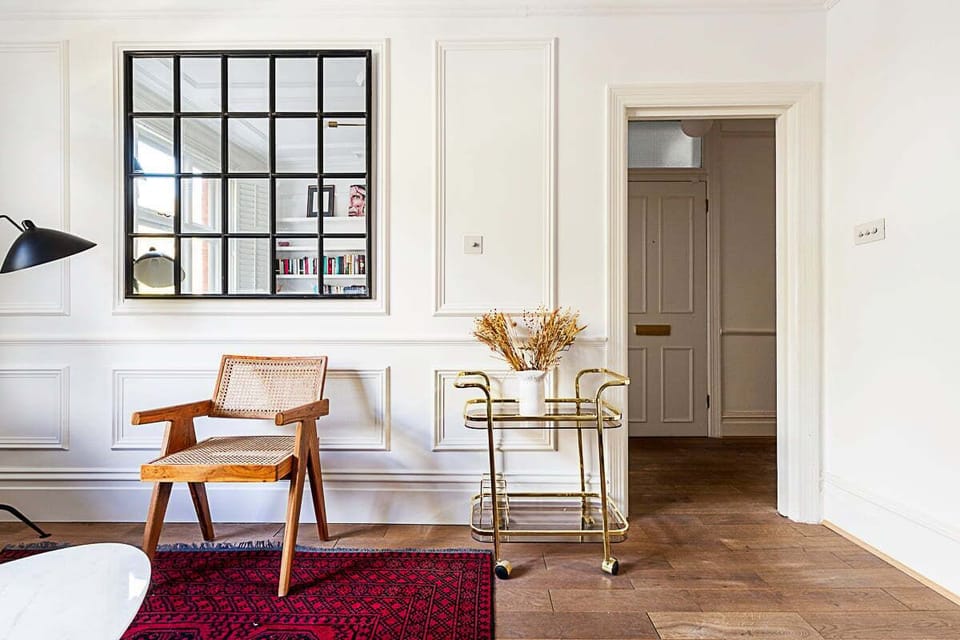 Apartment | Living room | Fireplace