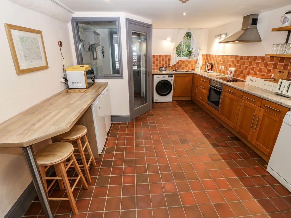 Cottage | Interior
