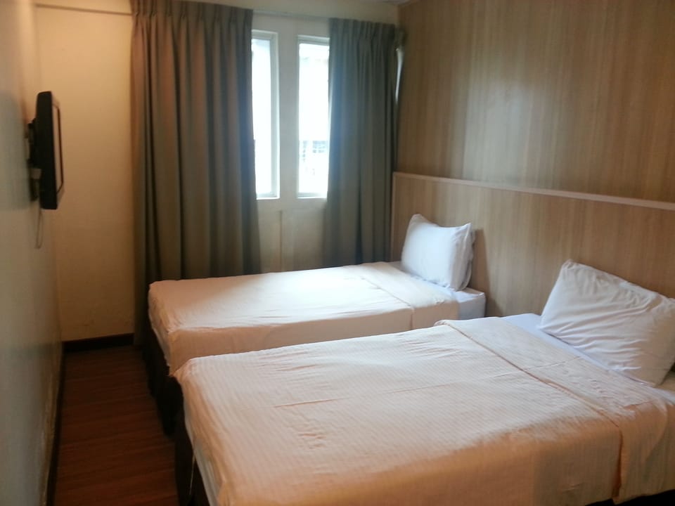 Family Room | Free WiFi