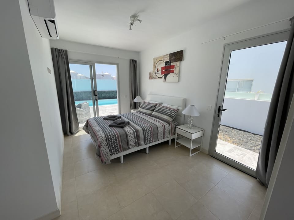 Double Bedroom 1 with en-suite 