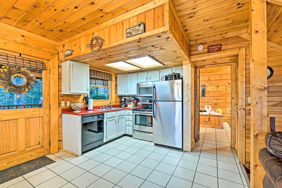 Kitchen | 1st Floor