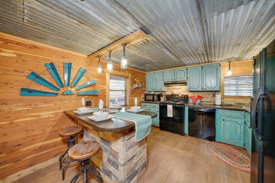 Kitchen | Fully Equipped | Cooking Basics