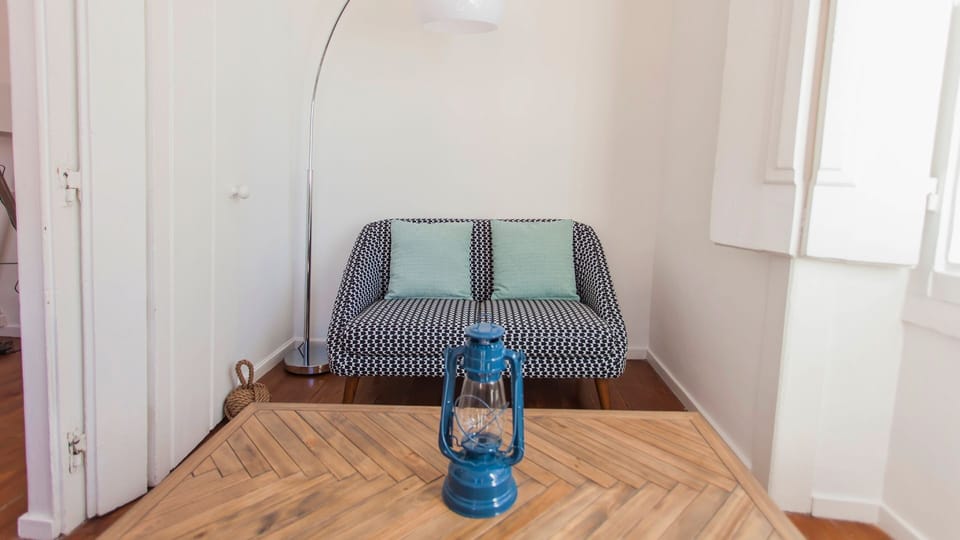 "Nice, charming, bright and clean flat sufficient to our needs and very well located. We had a wonderful time."