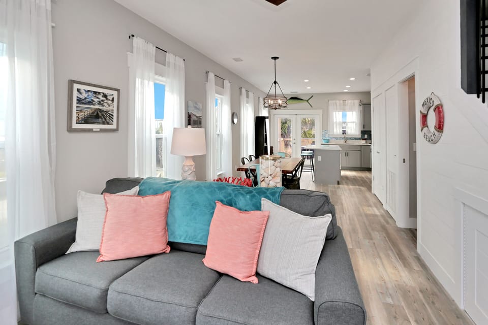 Living & Dining Area