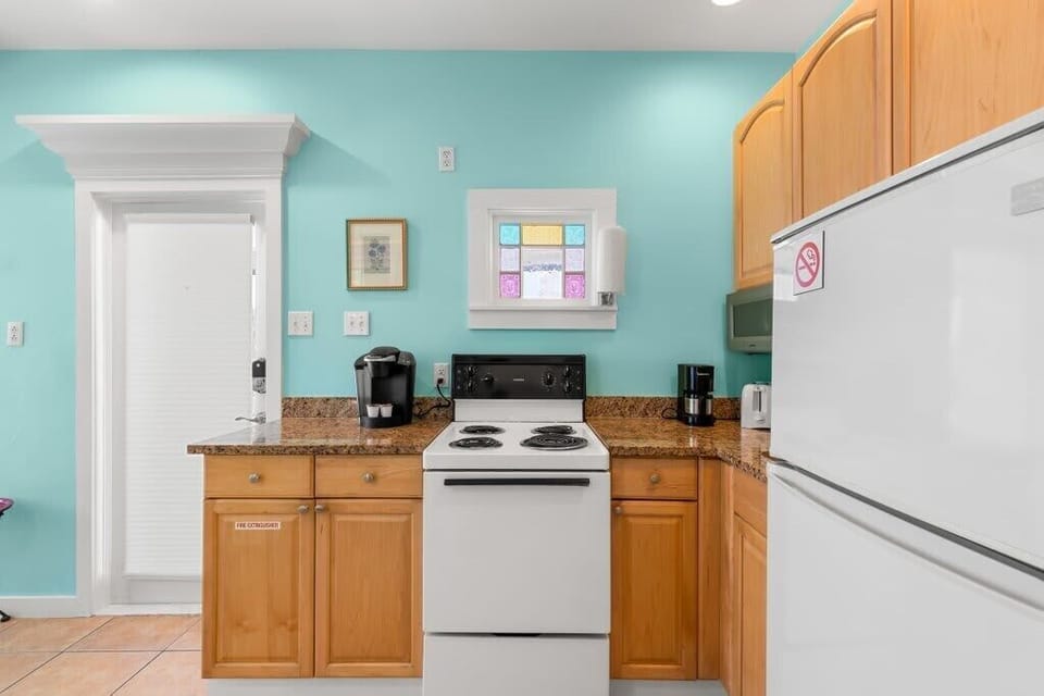 Kitchen Area Alt. View