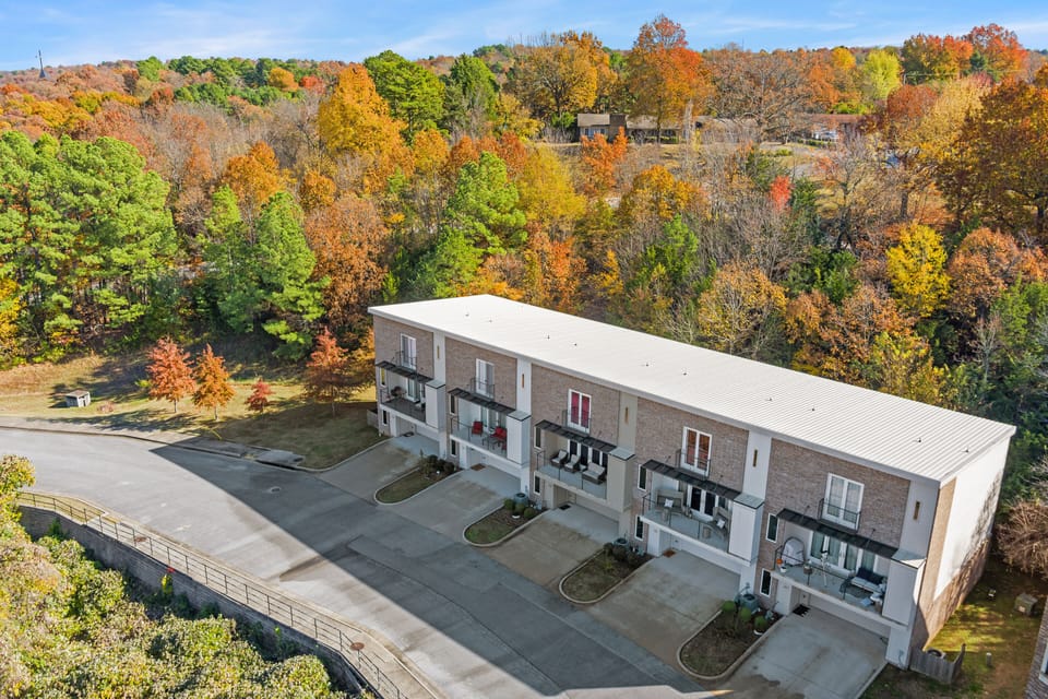 Located centrally in Fayetteville, our home is a quick drive to all Fayetteville's favorites.