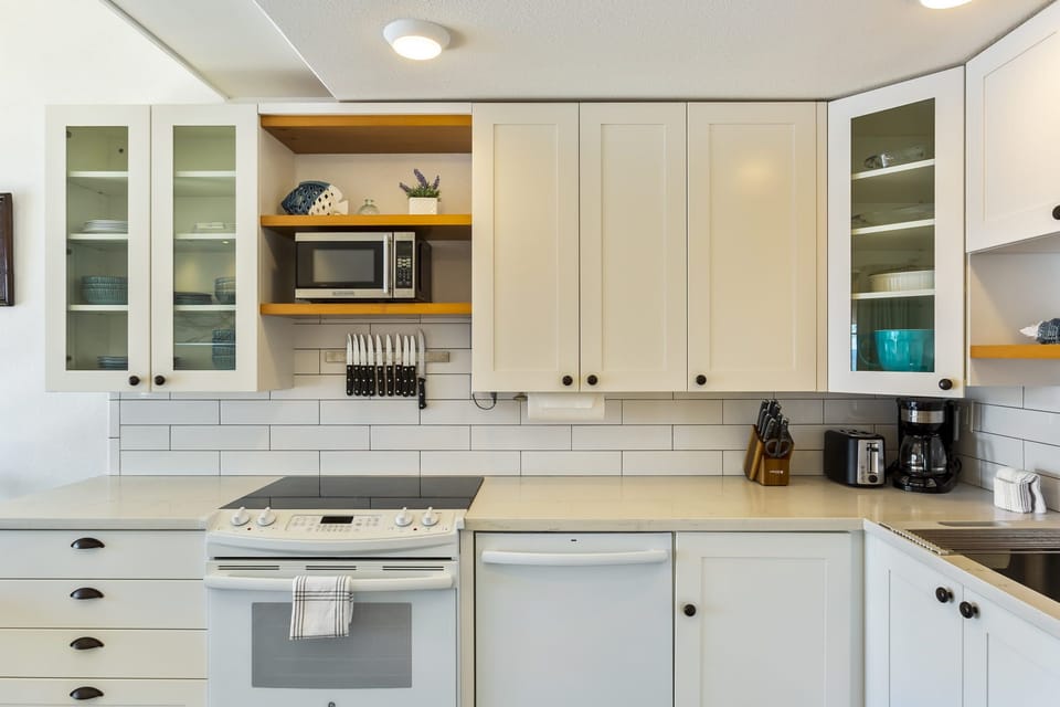 Home chefs would enjoy cooking in this kitche