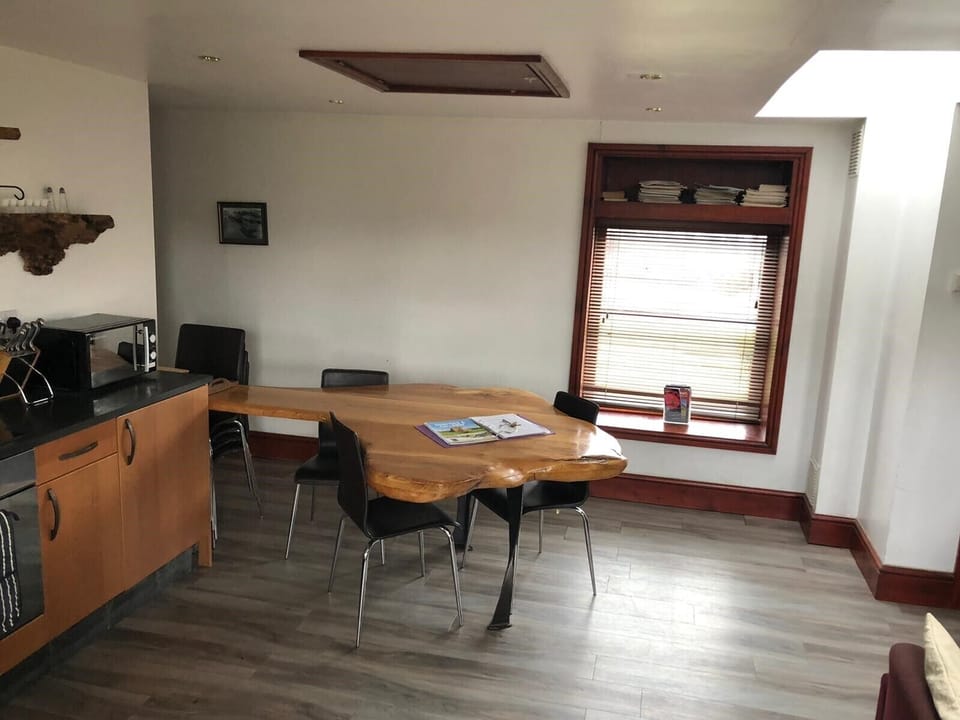 23ab6841-eb7e-41d6-a746-58a7df2cb48c