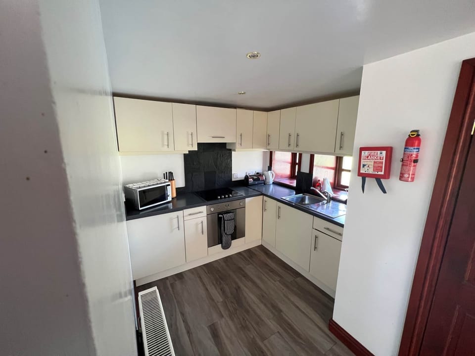 Merruick kitchen