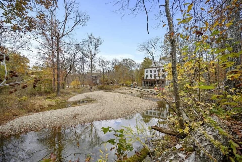 creek access behind home