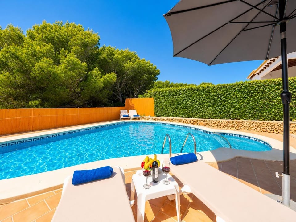 Private pool and terrace