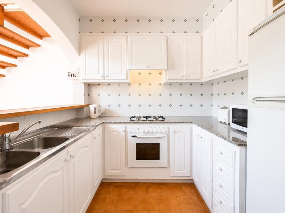 Equipped kitchen