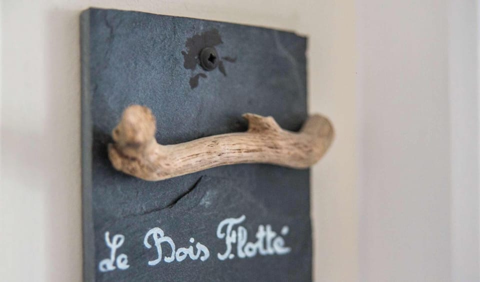 Studio Le Bois Flotté - Entrance (Decoration detail)