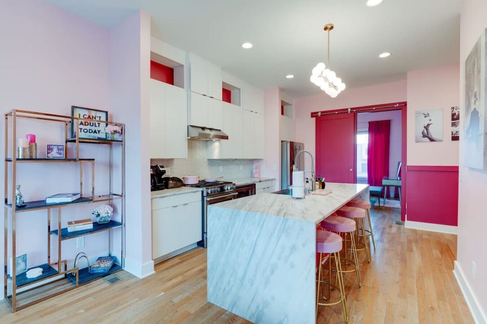 Kitchen Island seating 4