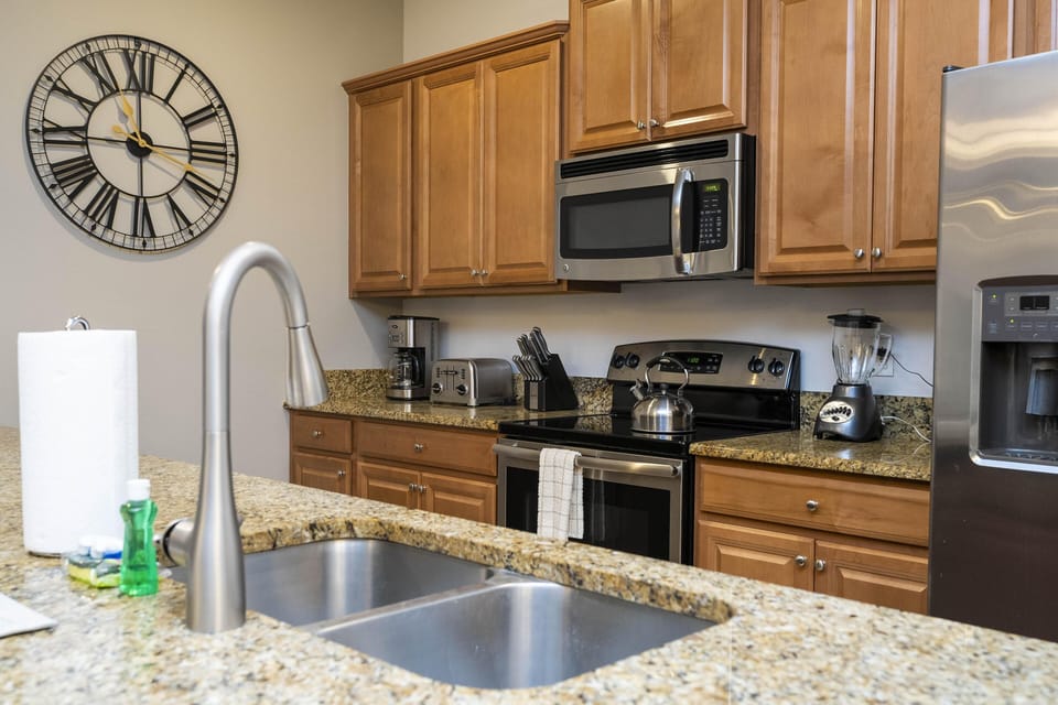 Fully equipped kitchen