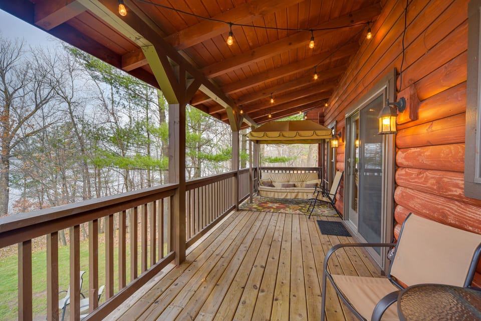 Deck | Access to Main Floor