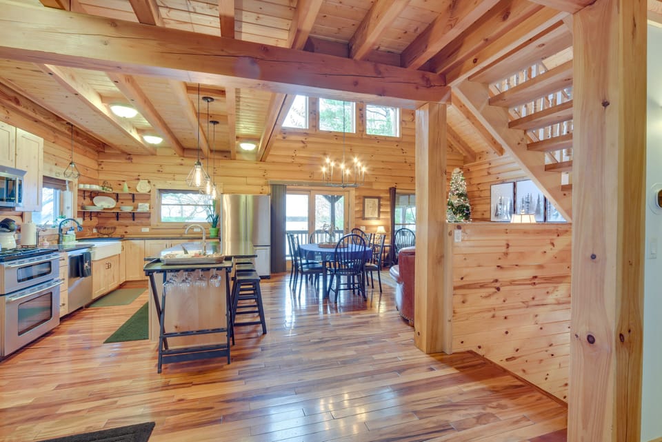 Kitchen | Fully Equipped | Cooking Basics | Dishware & Flatware