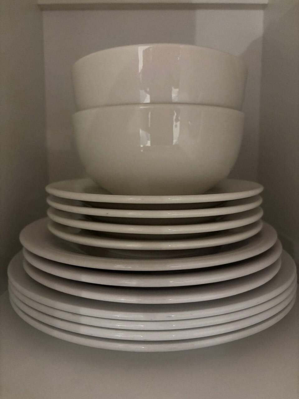 Hexagon Room | In-room dining