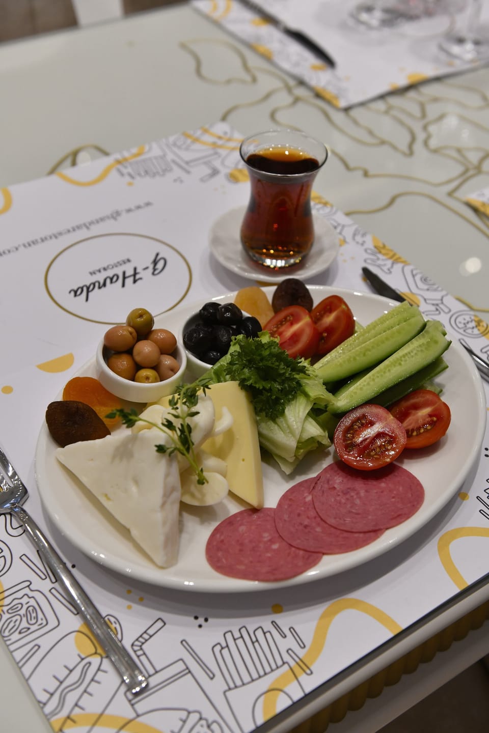 Daily continental breakfast for a fee