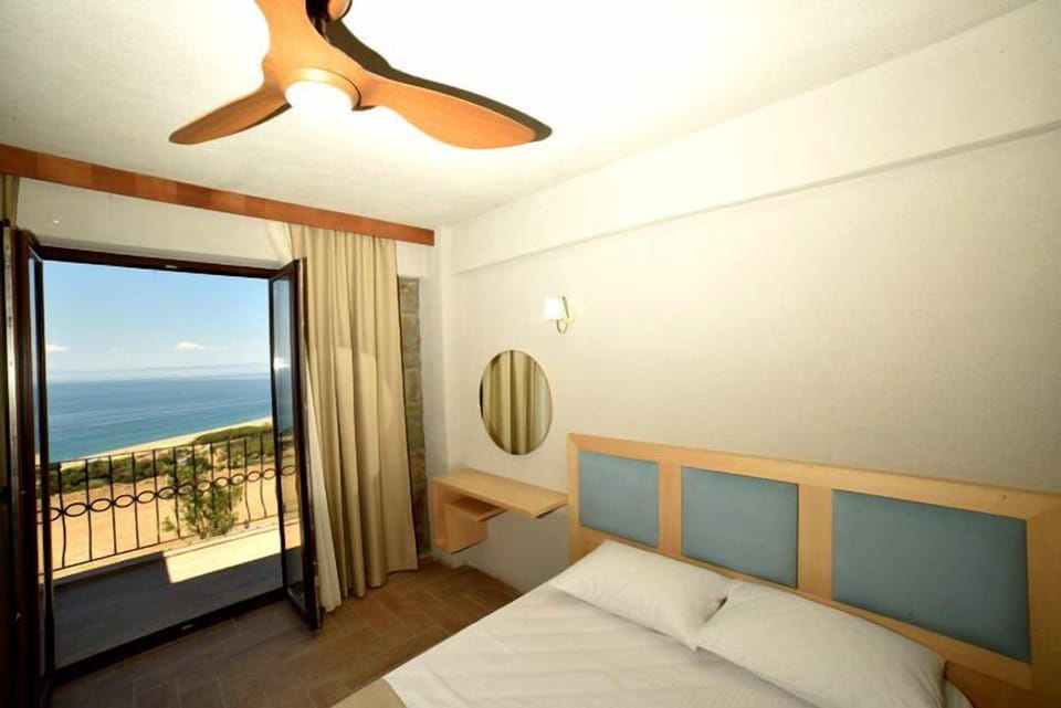 Standard Double Room | Minibar, desk, laptop workspace, free WiFi