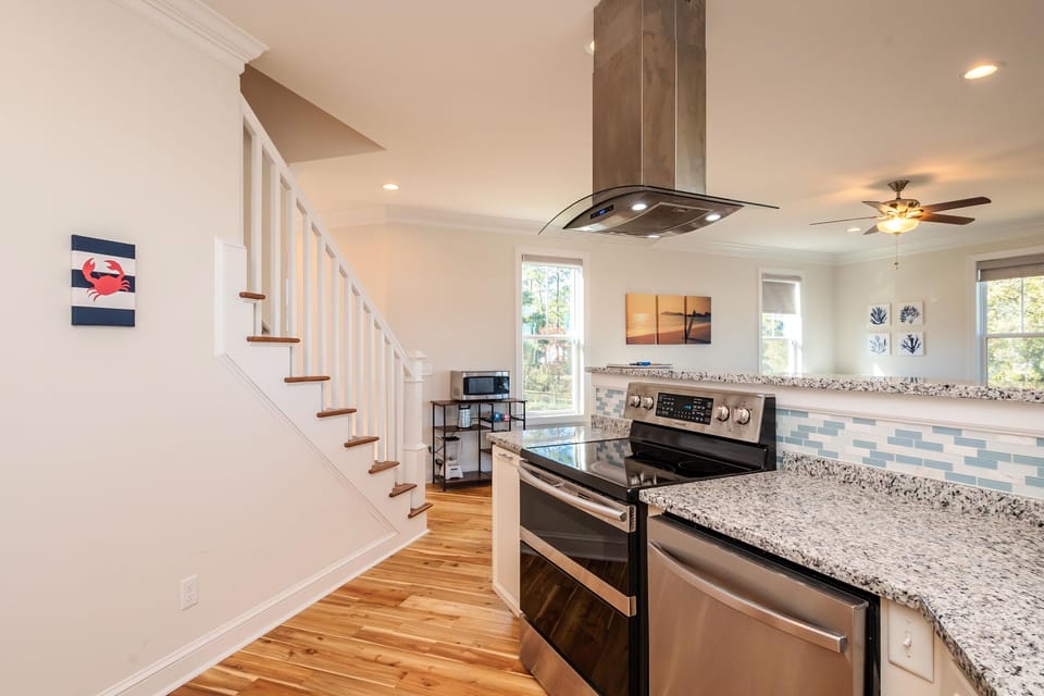 Kitchen - 1st Level Northeast