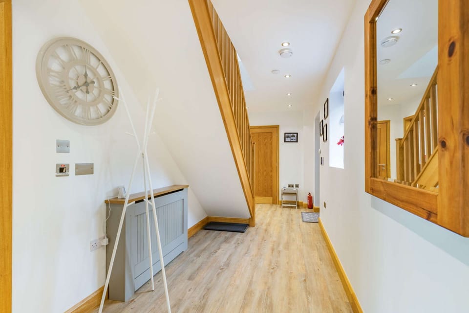 The New Bakehouse Double Bedroom - StayCotswold